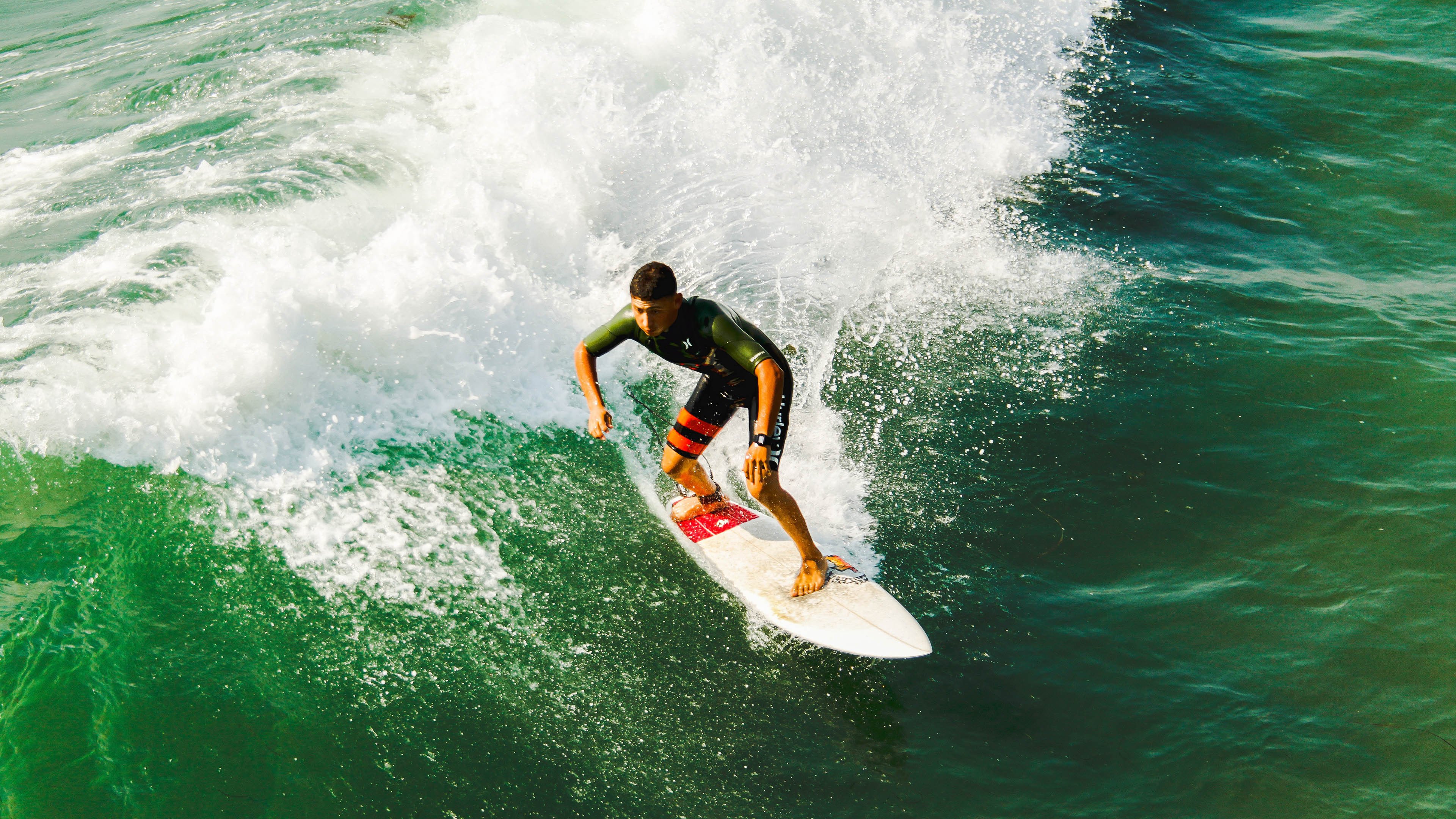 史上最激烈“冠军夜”：激情燃烧到最后一秒